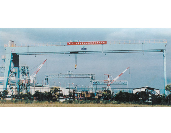 30t50m 門(mén)式起重機與日本川崎重工株式合作制造